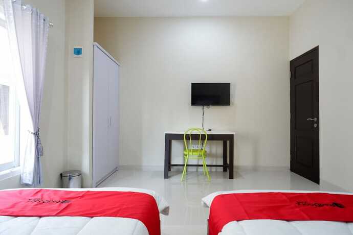 Imagen de la habitación del Hotel Reddoorz Syariah Near Rsud Margono Purwokerto. Foto 3