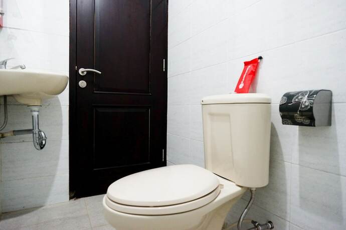 Imagen de la habitación del Hotel Reddoorz Syariah Near Rsud Margono Purwokerto. Foto 15