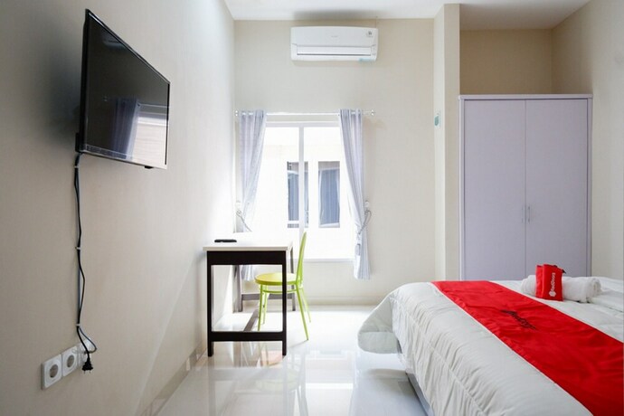 Imagen de la habitación del Hotel Reddoorz Syariah Near Rsud Margono Purwokerto. Foto 16