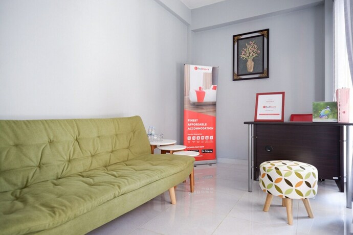 Imagen de los interiores del Hotel Reddoorz Syariah Near Rsud Margono Purwokerto. Foto 20