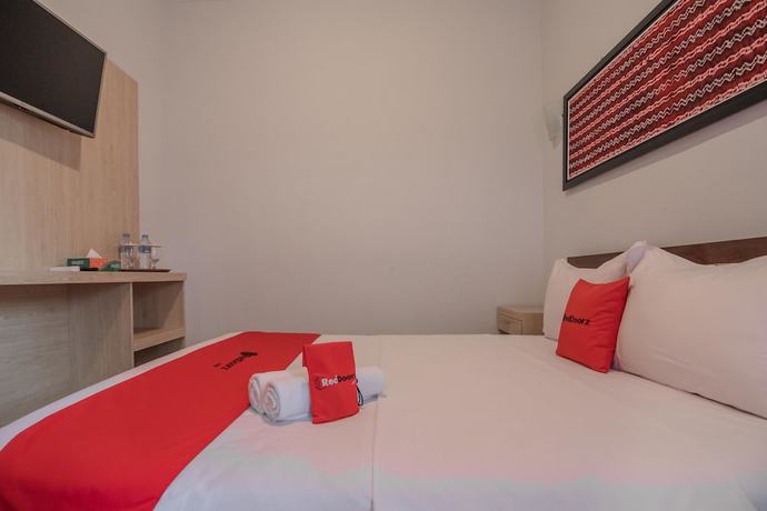 Imagen de la habitación del Hotel Reddoorz Syariah Plus @ Banjarbaru. Foto 11