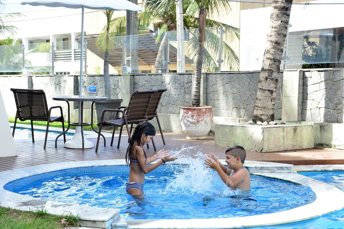 Imagen de la piscina del Hotel Rede Andrade Bello Mare. Foto 14
