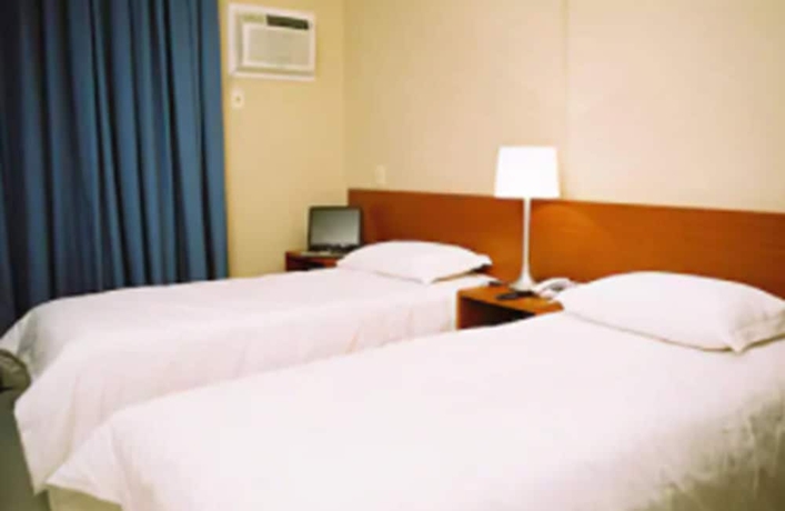 Imagen de la habitación del Hotel Rede Andrade Cecomtur. Foto 15