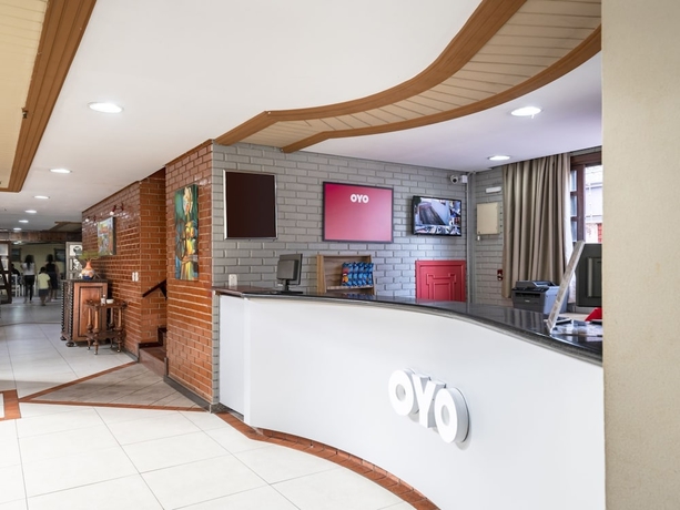 Imagen de los interiores del Hotel Rede Andrade Goiania Centro. Foto 19