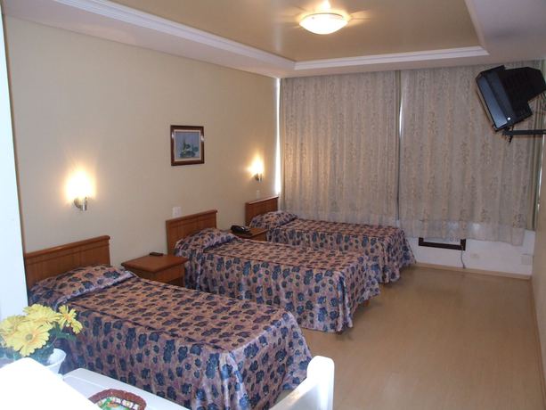 Imagen de la habitación del Hotel Rede Andrade Gua&iacute;ra. Foto 5