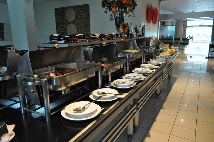 Imagen de los interiores del Hotel Rede Andrade Luxor. Foto 8