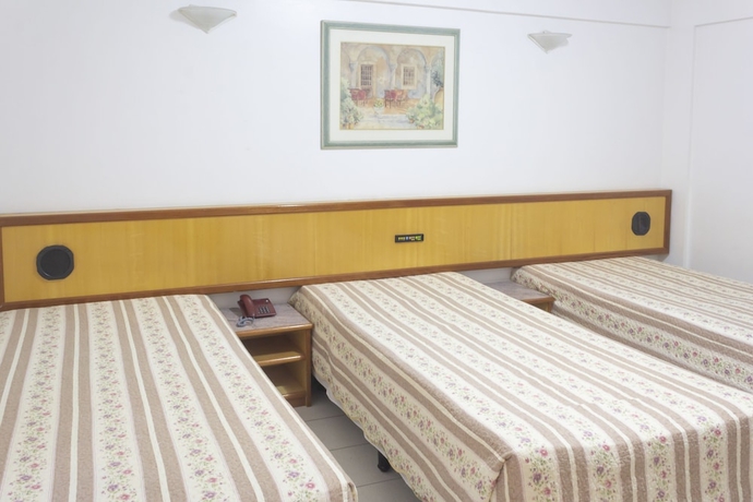Imagen de la habitación del Hotel Rede Andrade Real. Foto 9