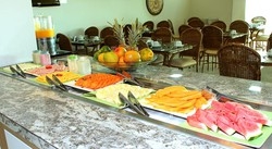 Imagen del bar/restaurante del Hotel Rede Andrade Solmar. Foto 2