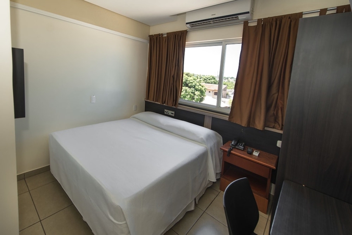 Imagen de la habitación del Hotel Rede Andrade Vivaldi. Foto 8