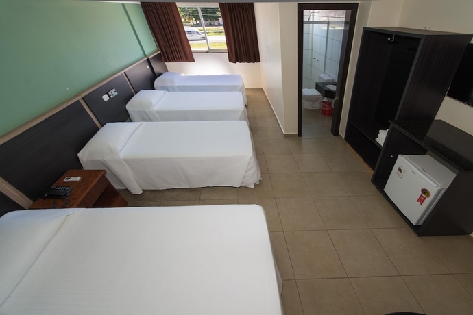 Imagen de la habitación del Hotel Rede Andrade Vivaldi. Foto 14