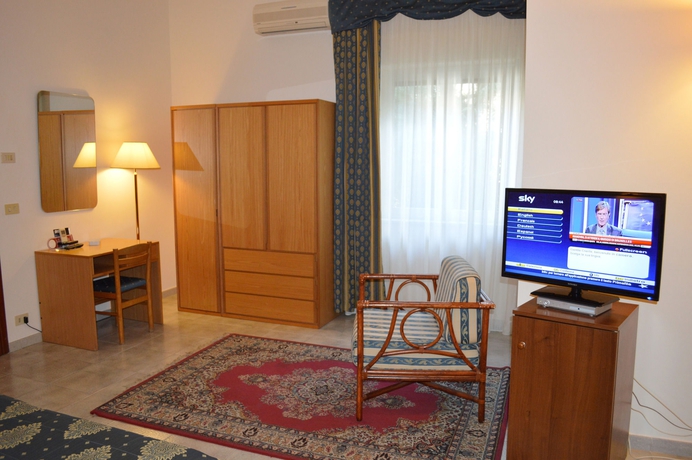 Imagen de la habitación del Hotel Redebora. Foto 2