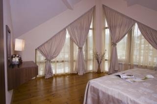 Imagen de la habitación del Hotel Redenka Chalets. Foto 8