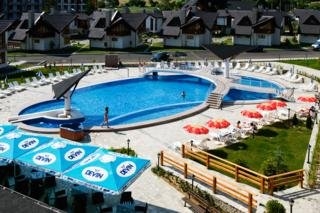 Imagen de la piscina del Hotel Redenka Palace. Foto 9