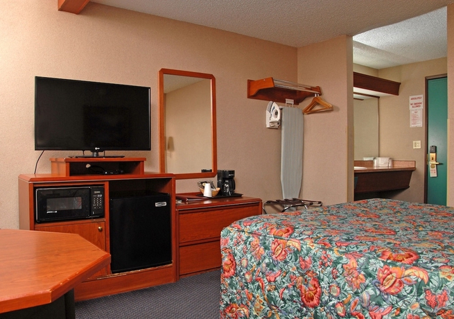 Imagen de la habitación del Hotel Redmond Inn, Redmond. Foto 11