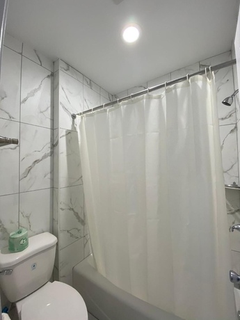 Imagen de la habitación del Hotel Redondo Beach Motel. Foto 12
