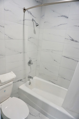 Imagen de la habitación del Hotel Redondo Beach Motel. Foto 17