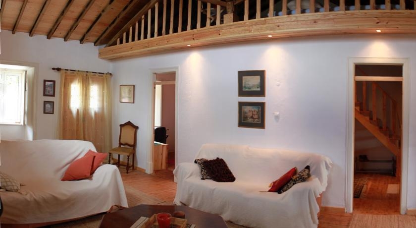 Imagen de la habitación del Hotel Redondo Chalets. Foto 2