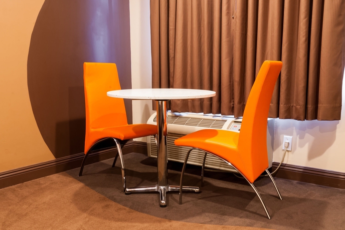 Imagen de los interiores del Hotel Redondo Pier Inn. Foto 12