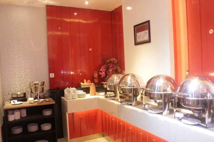 Imagen del bar/restaurante del Hotel Redstar. Foto 4