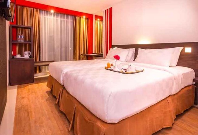 Imagen de la habitación del Hotel Redstar. Foto 15