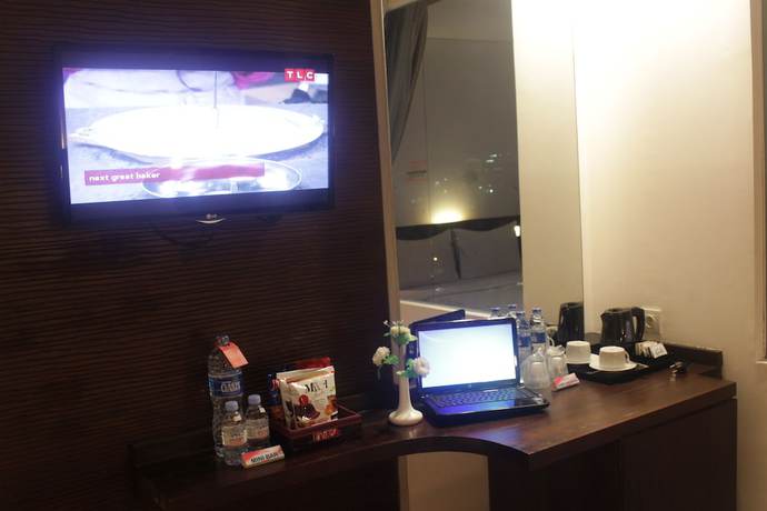 Imagen de la habitación del Hotel Redstar. Foto 17