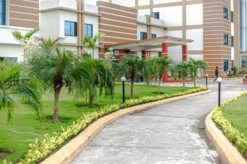 Imagen general del Hotel Redsun Lords Plaza Lumbini Nepal. Foto 2