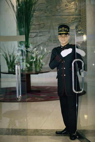 Imagen de los interiores del Hotel Redtop and Convention Center. Foto 13