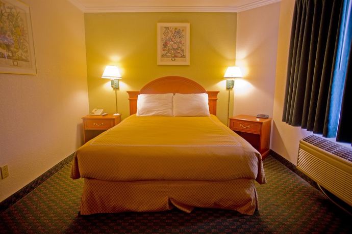 Imagen de la habitación del Hotel Redwood Creek Inn. Foto 6