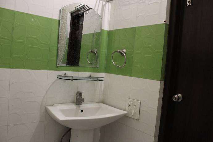Imagen de la habitación del Hotel Redwood. Foto 6