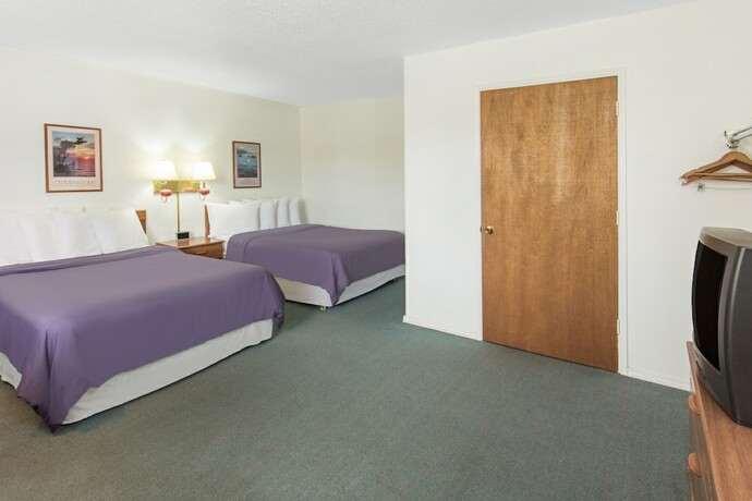 Imagen general del Hotel Redwood Inn, Crescent City. Foto 7