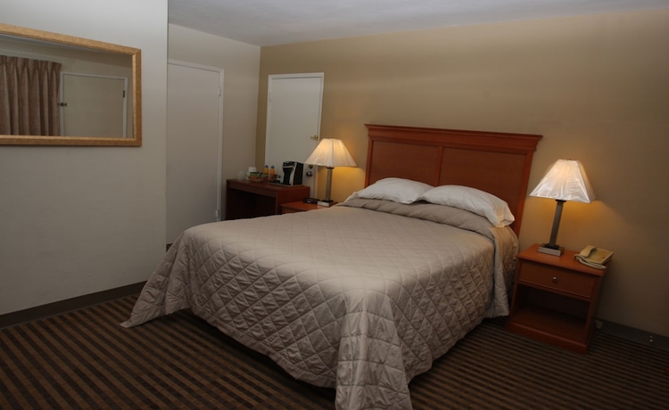 Imagen de la habitación del Hotel Redwood Inn, Santa Rosa. Foto 4