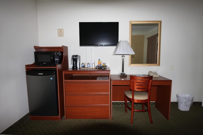 Imagen de la habitación del Hotel Redwood Inn, Santa Rosa. Foto 12