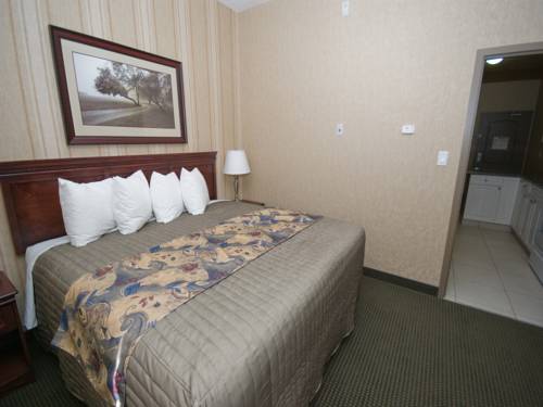 Imagen general del Hotel Redwood Inn and Suites - Grande Prairie. Foto 1