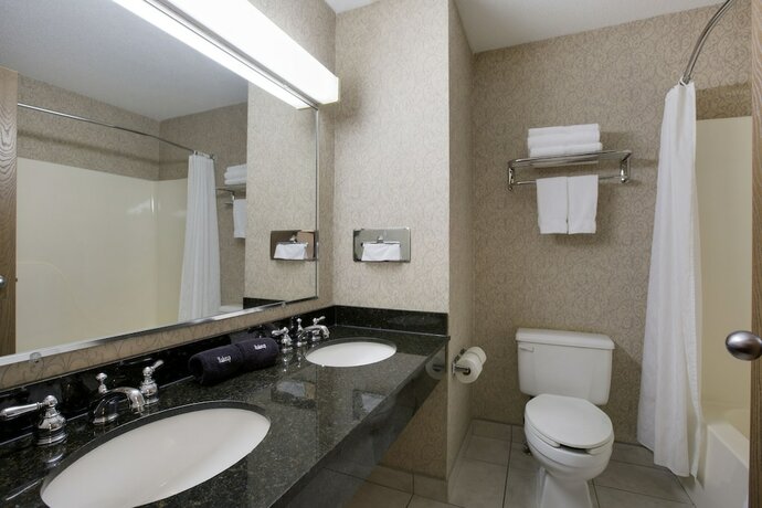 Imagen de la habitación del Hotel Redwood Lodge. Foto 19