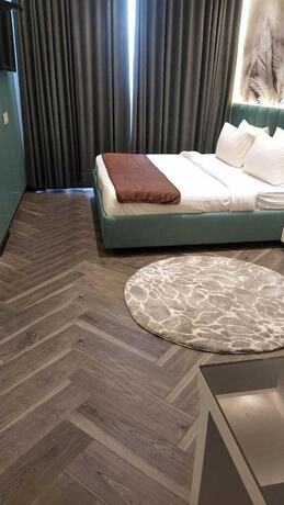 Imagen de la habitación del Hotel Redwood Resort. Foto 5