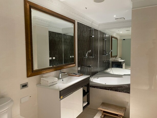 Imagen de la habitación del Hotel Reedon Hotel. Foto 20