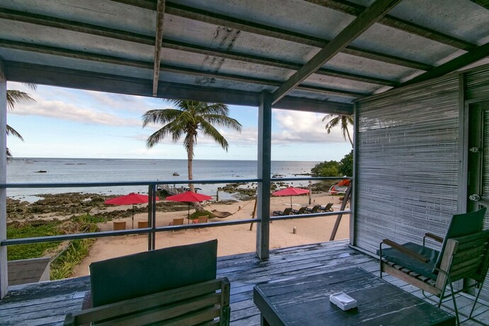 Imagen de la habitación del Hotel Reef Beach Resort. Foto 32