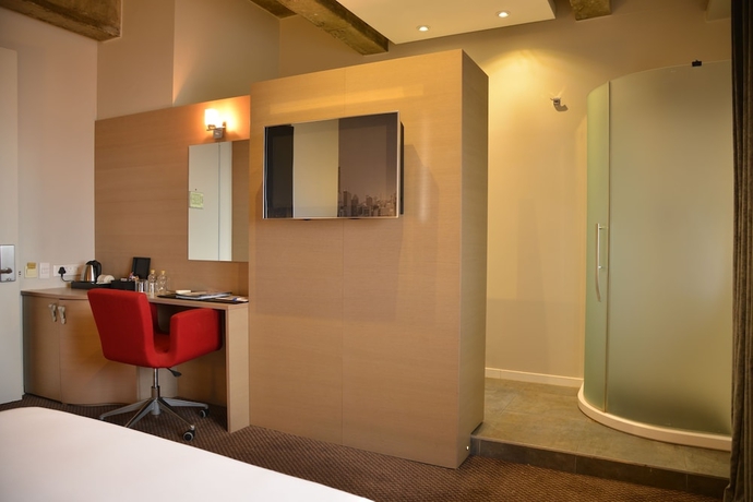 Imagen de la habitación del Hotel Reef. Foto 13