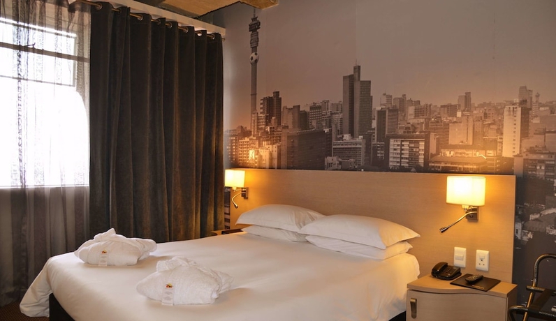 Imagen de la habitación del Hotel Reef. Foto 15