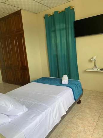 Imagen de la habitación del Hotel Reef Hostel Manta. Foto 2
