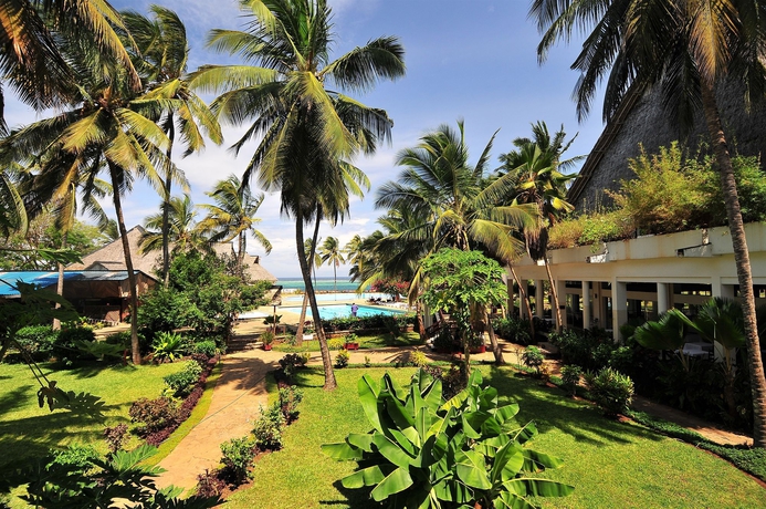 Imagen de los exteriores del Hotel Reef, MOMBASA. Foto 8