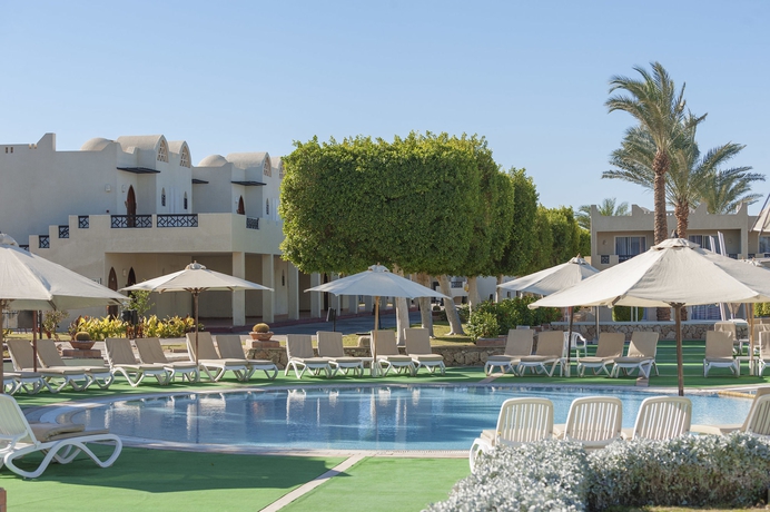 Imagen de la piscina del Hotel Reef Oasis Beach Aqua Park Resort. Foto 17