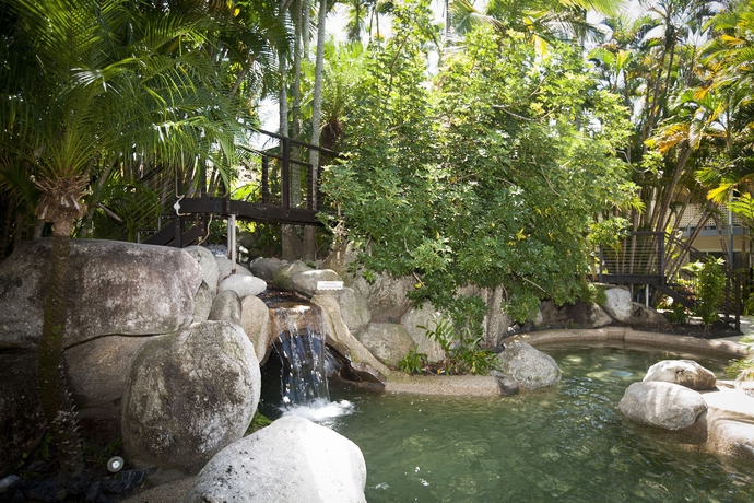 Imagen de la piscina del Hotel Reef Resort Villas Port Douglas. Foto 15