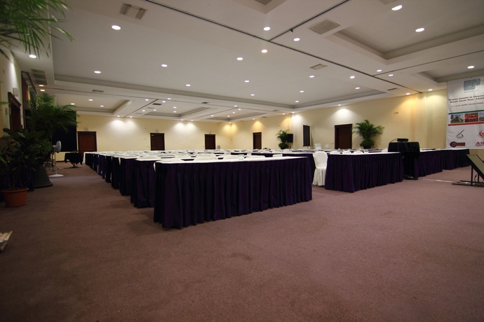 Imagen de los interiores del Hotel Reef Yucatan and Convention Center. Foto 11