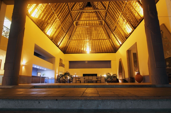 Imagen de los interiores del Hotel Reef Yucatan and Convention Center. Foto 12