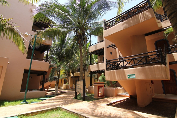 Imagen de los interiores del Hotel Reef Yucatan and Convention Center. Foto 13