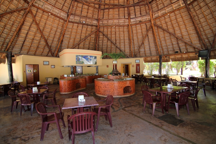 Imagen del bar/restaurante del Hotel Reef Yucatan and Convention Center. Foto 6
