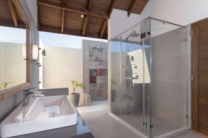 Imagen de la habitación del Hotel Reethi Faru Resort. Foto 15