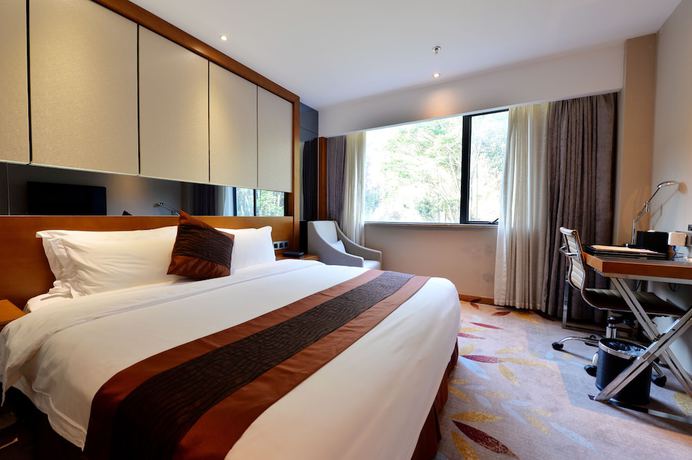 Imagen de la habitación del Hotel Reethi Rah Hotel. Foto 7