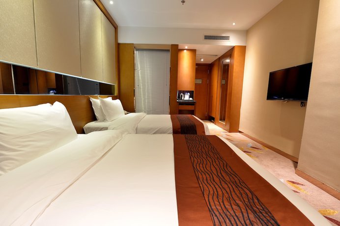 Imagen de la habitación del Hotel Reethi Rah Hotel. Foto 15